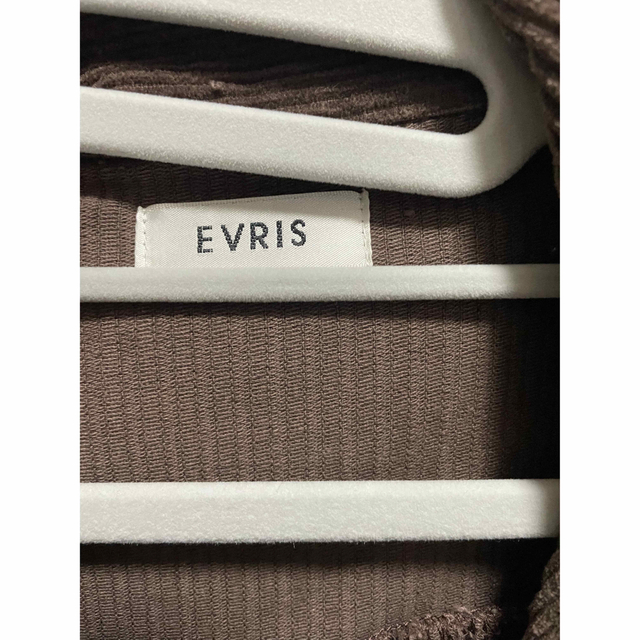 EVRIS(エヴリス)の【限定値下げ‼️】EVRIS ベルテッドコーデュロイロングジャケット レディースのジャケット/アウター(その他)の商品写真