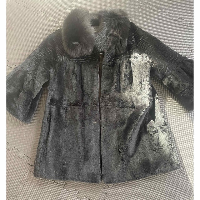 hongkongMADAM(ホンコンマダム)のレッキス×フォックス　コート レディースのジャケット/アウター(毛皮/ファーコート)の商品写真