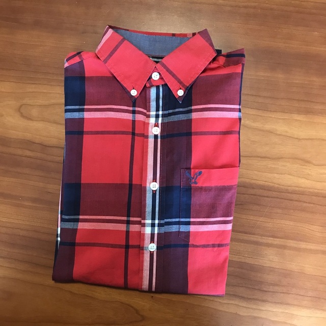 アメリカンイーグル 赤チェックシャツ XS メンズのトップス(シャツ)の商品写真