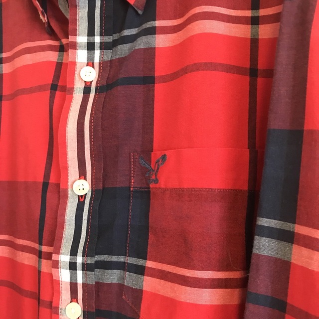 アメリカンイーグル 赤チェックシャツ XS メンズのトップス(シャツ)の商品写真