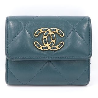 シャネル マトラッセ 財布(レディース)(グリーン・カーキ/緑色系)の