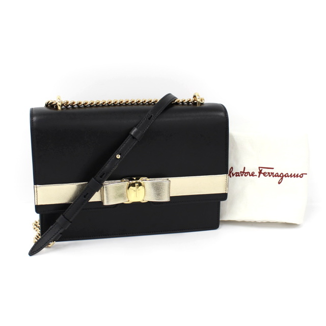 Ferragamo(フェラガモ)のSalvatore Ferragamo ショルダーバッグ ヴァラリボン レザー レディースのバッグ(ショルダーバッグ)の商品写真