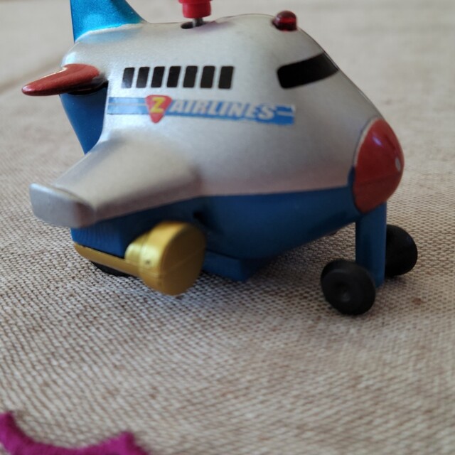 ゼットワインドアップ スカイラー ゼンマイ式飛行機 エンタメ/ホビーのおもちゃ/ぬいぐるみ(ミニカー)の商品写真