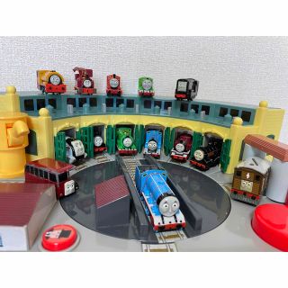 トーマス(THOMAS)のトーマス　おしゃべり操車場(電車のおもちゃ/車)