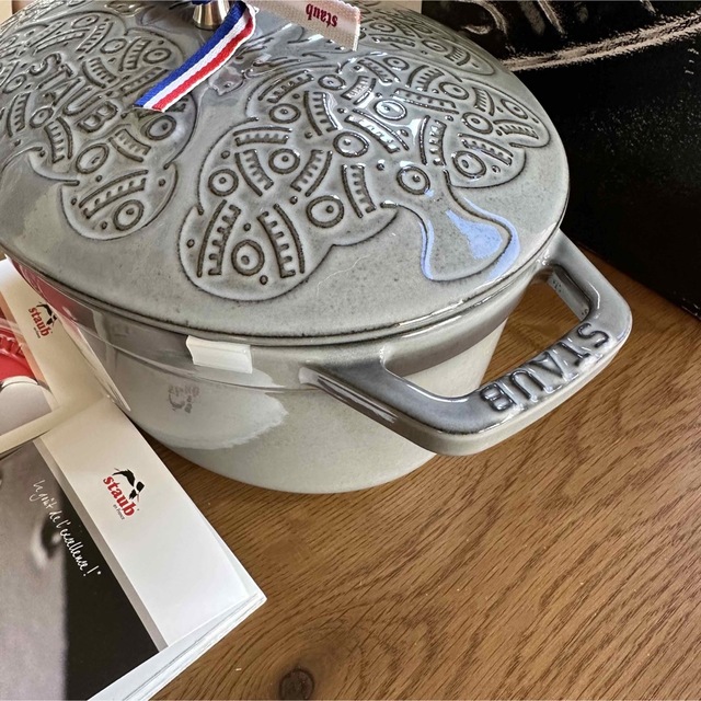 新品ストウブ フォレスト ココット ミナ ペルホネン staub オーバルグレー