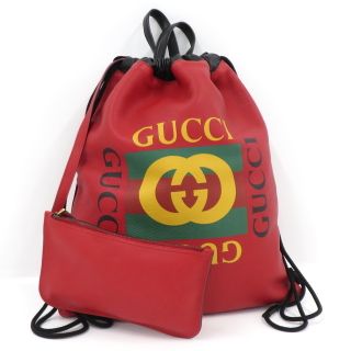 グッチ(Gucci)のGUCCI ドローストリング バックパック リュック ロゴ プリント レザー(リュック/バックパック)