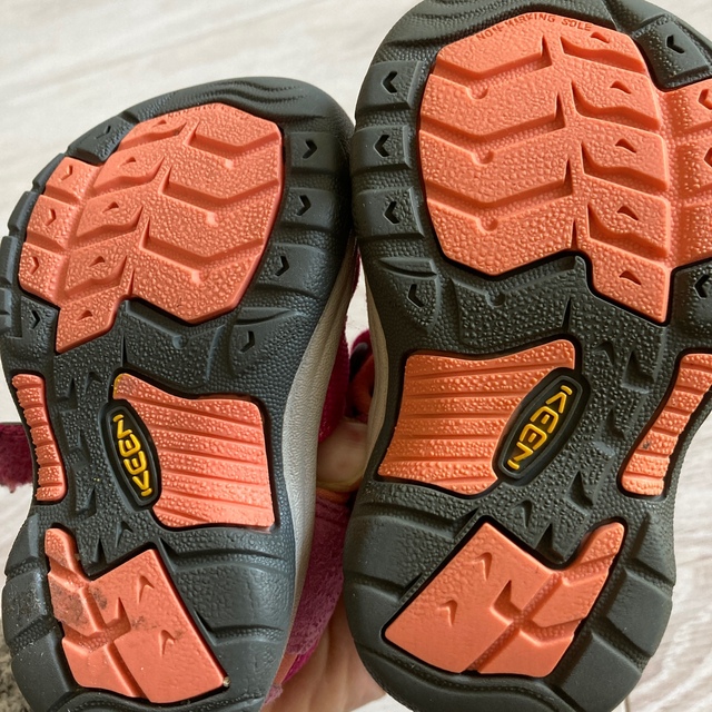 KEEN(キーン)のkeenサンダル 11.5cm キッズ/ベビー/マタニティのベビー靴/シューズ(~14cm)(サンダル)の商品写真