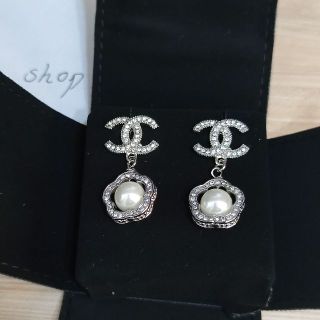 シャネル イヤリングの通販 7,000点以上 | CHANELのレディースを買う ...