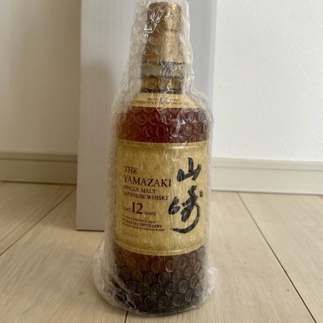 サントリー　山崎１２年　７００ｍｌ