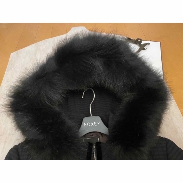 FOXEY - 極美品💓フォクシー FOXファーショートコート 40 ブラック FOXEY - 極美品💓フォクシー FOXファーショートコート 40 ブラック