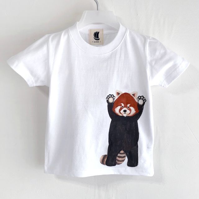 キッズ レッサーパンダ柄Tシャツ　100サイズ　ホワイト　動物