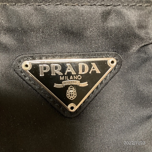 PRADA ナイロントートバック レディースのバッグ(トートバッグ)の商品写真