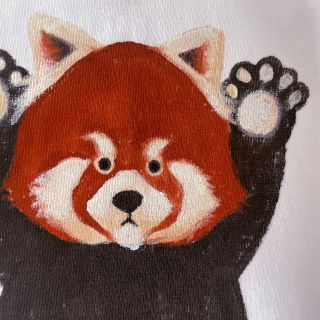 キッズ レッサーパンダ柄Tシャツ 130サイズ ホワイト 動物の通販 by ...