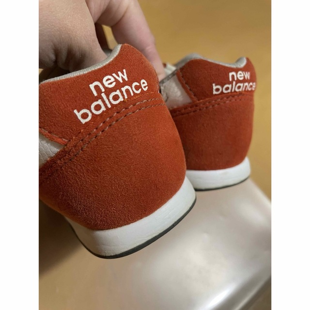 New Balance(ニューバランス)のジャスミン⭐︎様専用ニューバランス　996 キッズスニーカー　キッズシューズ キッズ/ベビー/マタニティのキッズ靴/シューズ(15cm~)(スニーカー)の商品写真