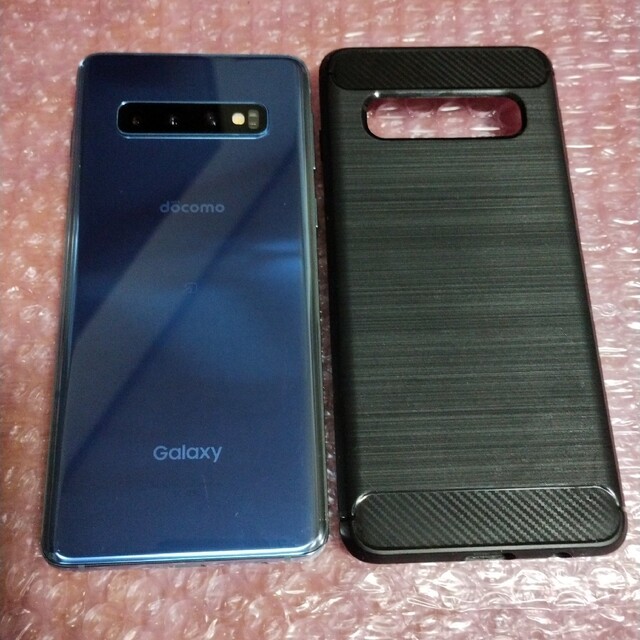 Galaxy(ギャラクシー)の【超美品】Galaxy S10 青 128 GB docomo スマホ/家電/カメラのスマートフォン/携帯電話(スマートフォン本体)の商品写真