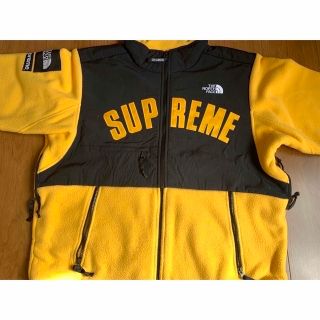 シュプリーム(Supreme)のsupreme the north face arc logo (マウンテンパーカー)