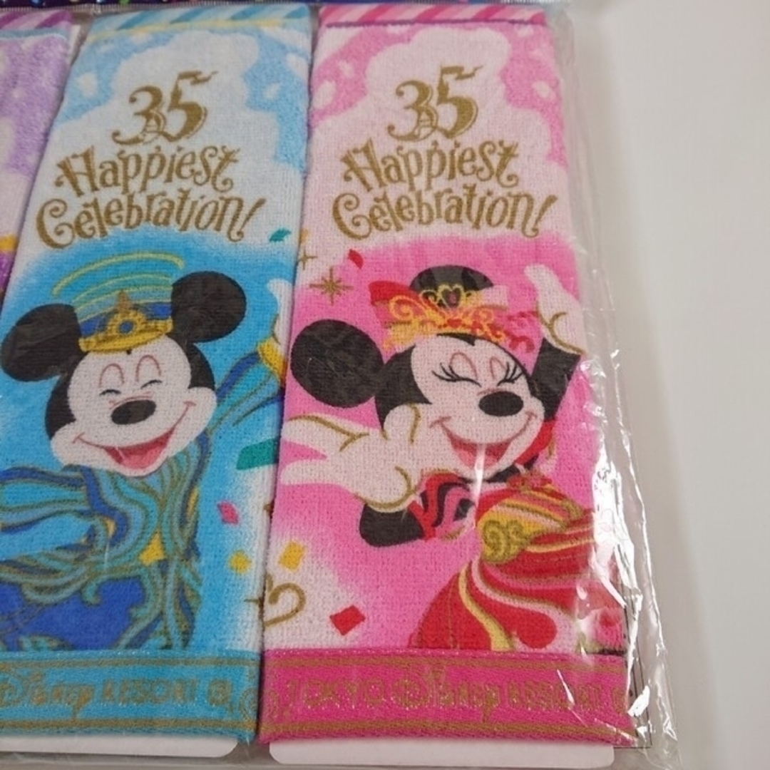 Disney(ディズニー)のTDR35周年★Happiest Celebration！ミニタオル３枚セット エンタメ/ホビーのアニメグッズ(タオル)の商品写真