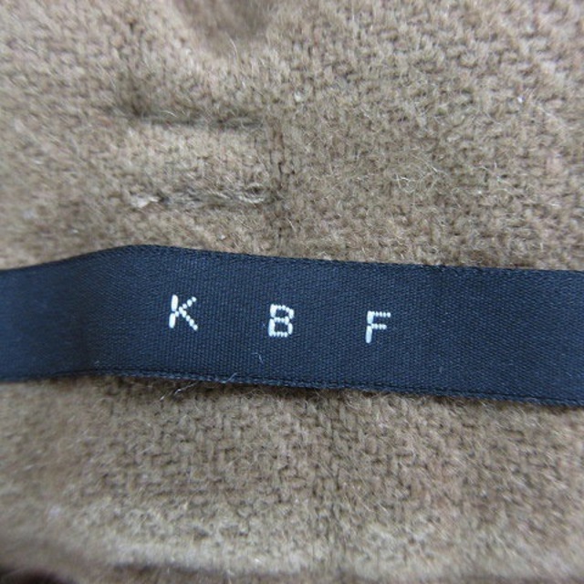 KBF(ケービーエフ)のKBF アーバンリサーチ パンツ ショート ショーパン 厚手 無地 F 茶 レディースのパンツ(ショートパンツ)の商品写真