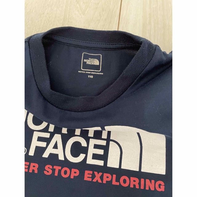 THE NORTH FACE(ザノースフェイス)のノースフェイス　ロンt 110 キッズ/ベビー/マタニティのキッズ服女の子用(90cm~)(Tシャツ/カットソー)の商品写真