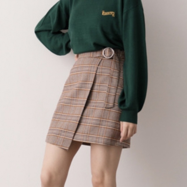 《美品・匿名配送》NiCORON グレンチェック柄アシメスカート レディースのスカート(ミニスカート)の商品写真