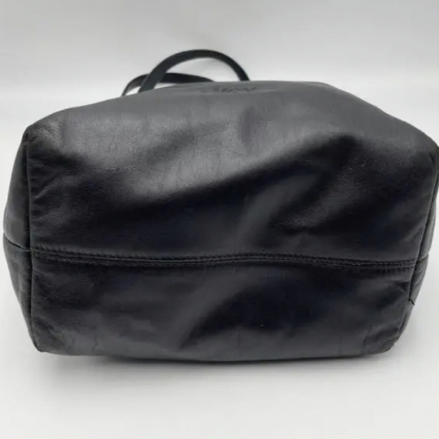 LOEWE(ロエベ)のロエベ　LOEWE アナグラムナッパレザートートバッグ レディースのバッグ(トートバッグ)の商品写真