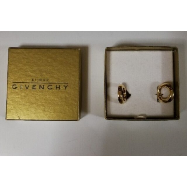 GIVENCHY(ジバンシィ)のＧＩＶＥＮＣHＹ Bijoux　イヤリング レディースのアクセサリー(イヤリング)の商品写真