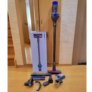 ダイソン(Dyson)の28日まで価格！【中古】dyson v6 fluffy +(掃除機)