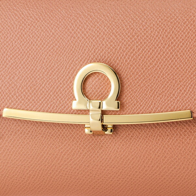 新品 フェラガモ FERRAGAMO クラッチバッグ ニューブラッシュ