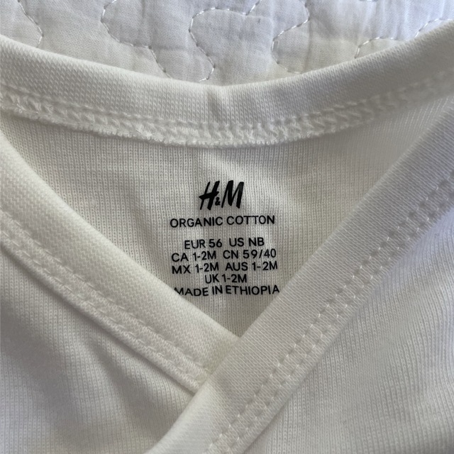H&M(エイチアンドエム)のaj様専用　H&M 半袖ロンパースベビー肌着　5枚セット キッズ/ベビー/マタニティのベビー服(~85cm)(ロンパース)の商品写真