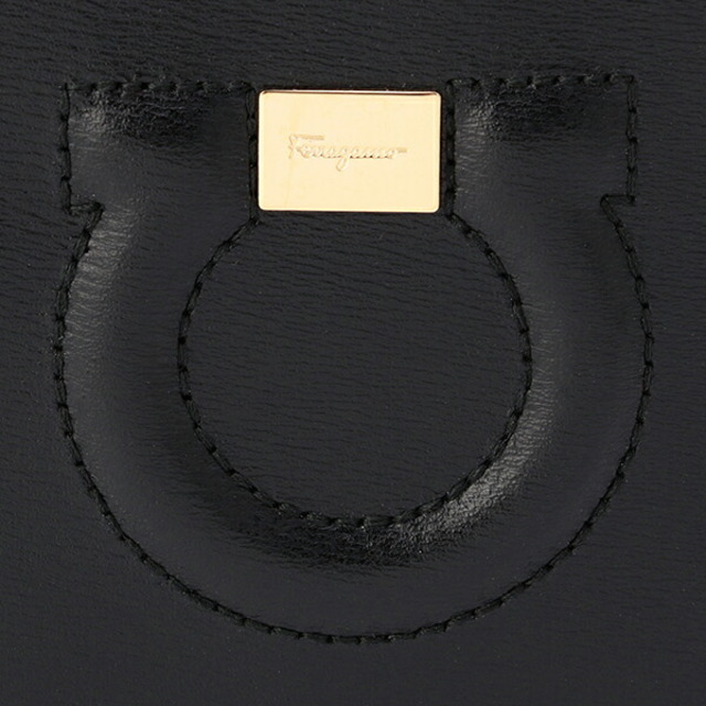 Ferragamo(フェラガモ)の新品 フェラガモ FERRAGAMO 2つ折り財布 スモールジップアラウンド ブラック 黒 レディースのファッション小物(財布)の商品写真