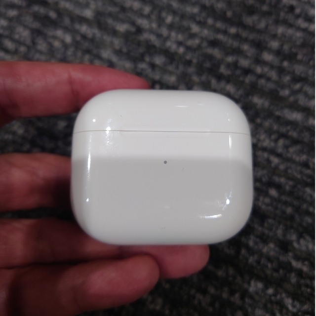 Apple(アップル)のApple AirPods 第3世代 MME73J/A アップル エアポッズ スマホ/家電/カメラのオーディオ機器(ヘッドフォン/イヤフォン)の商品写真