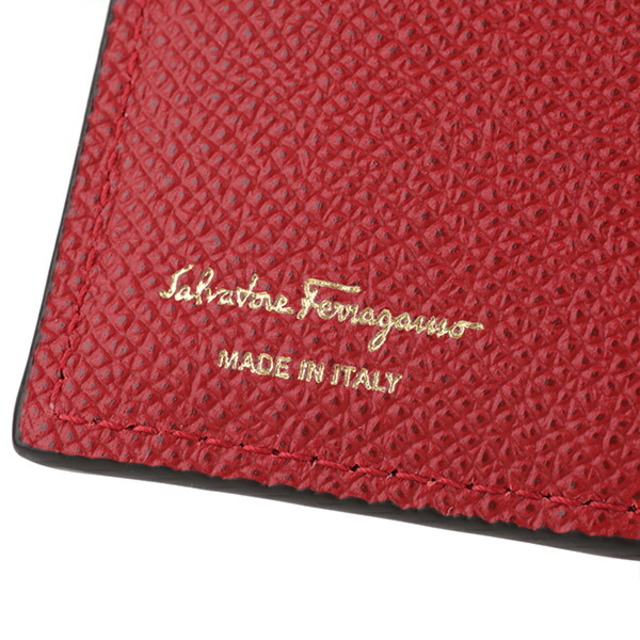 Ferragamo(フェラガモ)の新品 フェラガモ FERRAGAMO 2つ折り財布 コンパクトウォレット レッド 赤 レディースのファッション小物(財布)の商品写真