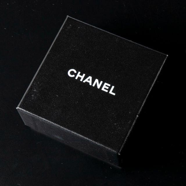 CHANEL(シャネル)のシャネル CHANEL アイコンチャームブローチ レディースのアクセサリー(ブローチ/コサージュ)の商品写真