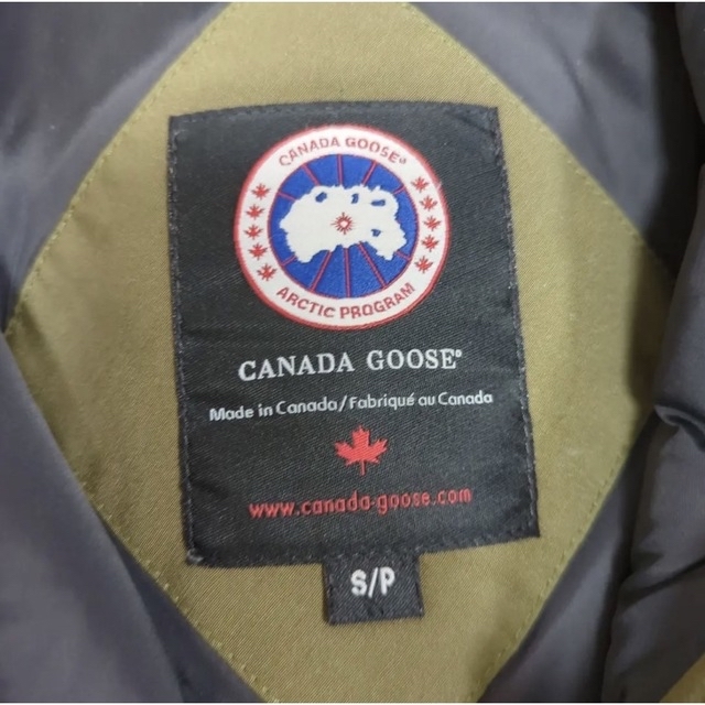 CANADA GOOSE(カナダグース)のカナダグース ブロンテ【値下げ】 レディースのジャケット/アウター(ダウンジャケット)の商品写真