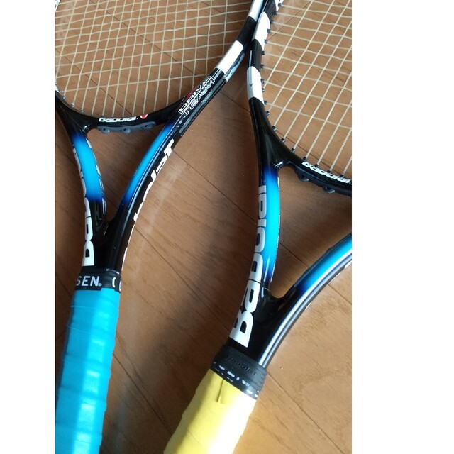 Babolat(バボラ)のバボラ PURE DRIVE TEAM ２セット スポーツ/アウトドアのテニス(ラケット)の商品写真