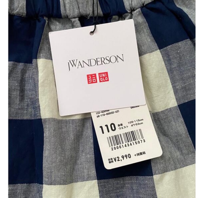 J.W.ANDERSON(ジェイダブリューアンダーソン)の新品・未使用　UNIQLO and JW ANDERSONセットアップ 110 キッズ/ベビー/マタニティのキッズ服女の子用(90cm~)(スカート)の商品写真