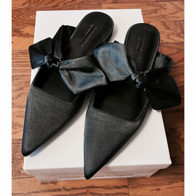 Volume Ribbon Slipper Sandal