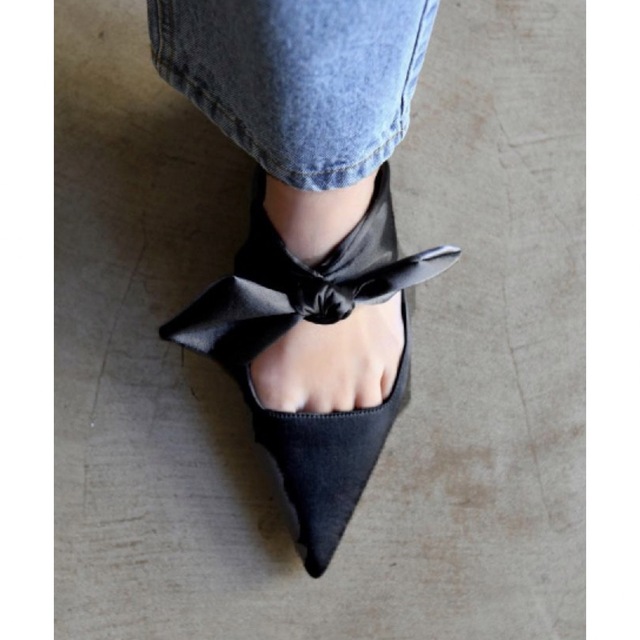 Volume Ribbon Slipper Sandal