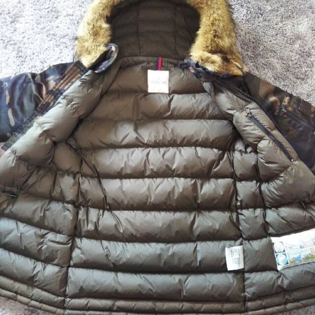 MONCLER(モンクレール)のモンクレール ロニエ ダウン ファー メンズ 迷彩 MONCLER Ronier メンズのジャケット/アウター(ダウンジャケット)の商品写真