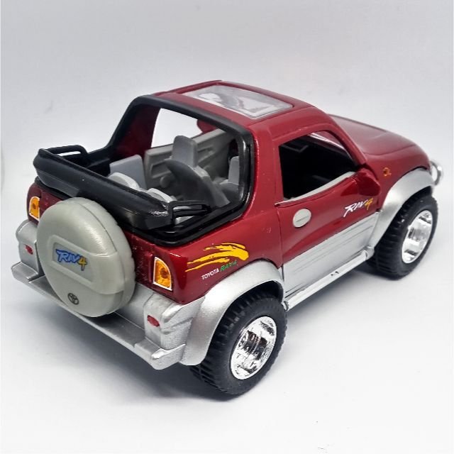 プルバックカー トヨタ RAV4の通販 by はなまる子's shop