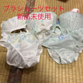 チュチュアンナ(tutuanna)のブラショーツセット　新品未使用　D75/L(ブラ&ショーツセット)