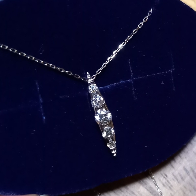 カシケイ ネイキッド ネックレス K18 ダイヤ0.30ct www.savenauto.pt