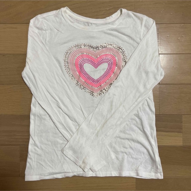 GAP Kids(ギャップキッズ)のgap kids ハートシャツ キッズ/ベビー/マタニティのキッズ服女の子用(90cm~)(Tシャツ/カットソー)の商品写真