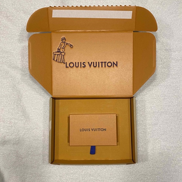 LOUIS VUITTON(ルイヴィトン)のルイヴィトン 空箱 袋 レディースのバッグ(ショップ袋)の商品写真