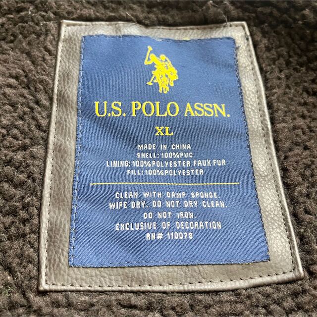 U.S. POLO ASSN.(ユーエスポロアッスン)のポロアッスン ボアジャケット US古着 オーバーサイズ PVCジャケット XL メンズのジャケット/アウター(レザージャケット)の商品写真