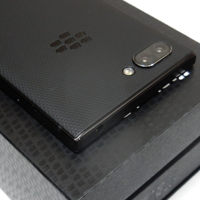 BlackBerry(ブラックベリー)のSIMフリー（国内版） BlackBerry KEY2 BBF100-9 スマホ/家電/カメラのスマートフォン/携帯電話(スマートフォン本体)の商品写真