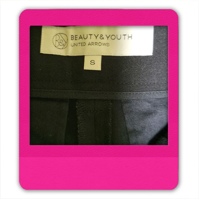 BEAUTY&YOUTH UNITED ARROWS(ビューティアンドユースユナイテッドアローズ)のビューティーアンドユース【BEAUTY&YOUTH】ハーフパンツ　ボトムス レディースのパンツ(カジュアルパンツ)の商品写真