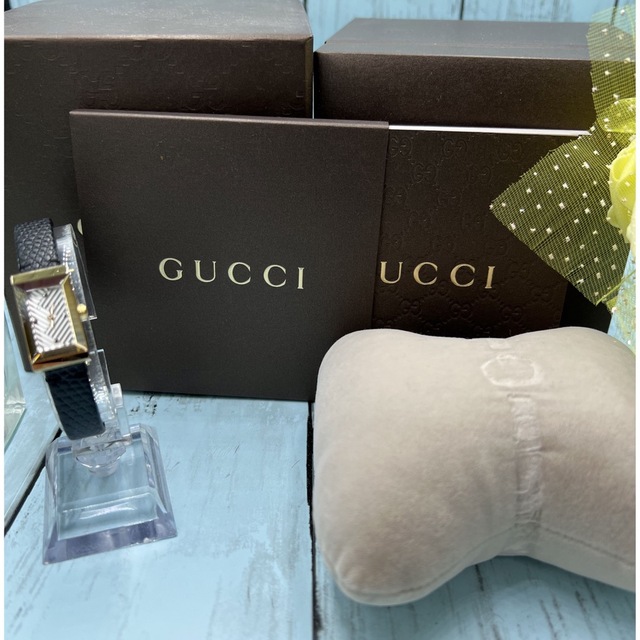 Gucci(グッチ)のGucci YA147507 ゴールド リザードレザーGフレーム カットガラス  レディースのファッション小物(腕時計)の商品写真