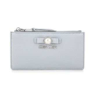 ミュウミュウ(miumiu)の新品 ミュウミュウ MIU MIU カードケース マドラスパール ライトグレー(名刺入れ/定期入れ)