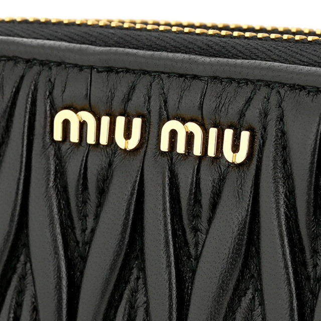 miumiu(ミュウミュウ)の新品 ミュウミュウ MIU MIU カードケース マテラッセ ナッパレザー ブラック ホワイト レディースのファッション小物(名刺入れ/定期入れ)の商品写真